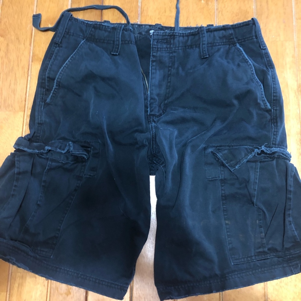 Men’s cargo shorts